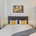 Apartment In Old Town Near Black Church & White Tower Brasov