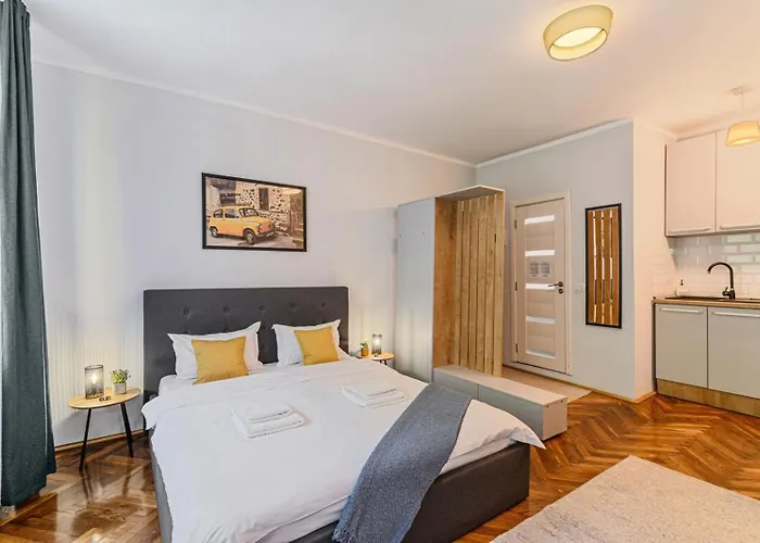 Apartamento In Old Town Near Black Church & White Tower *